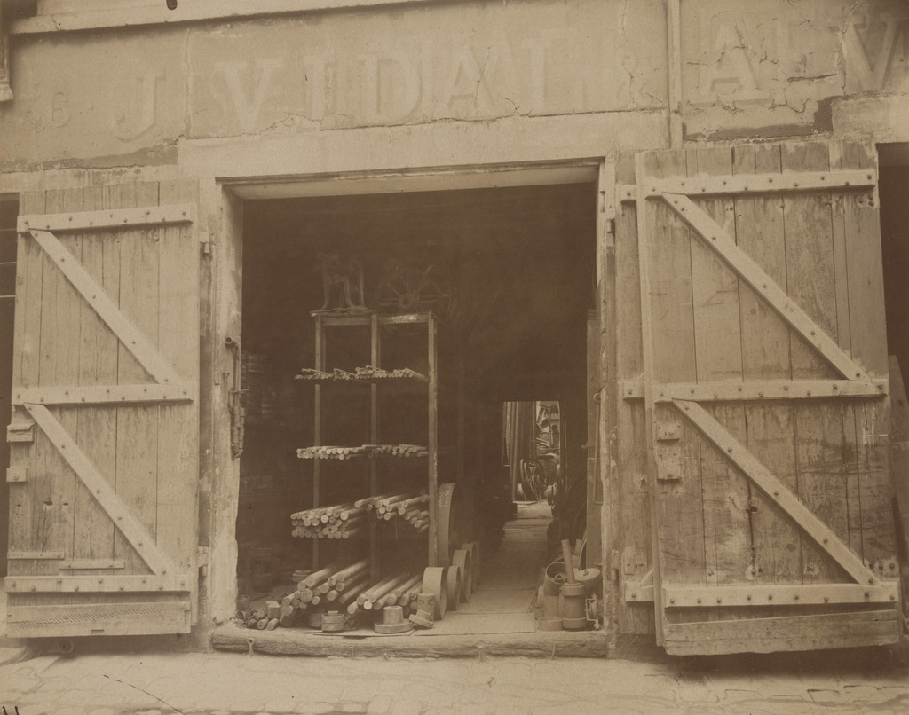 36 Passage Thierée (Ironworks)