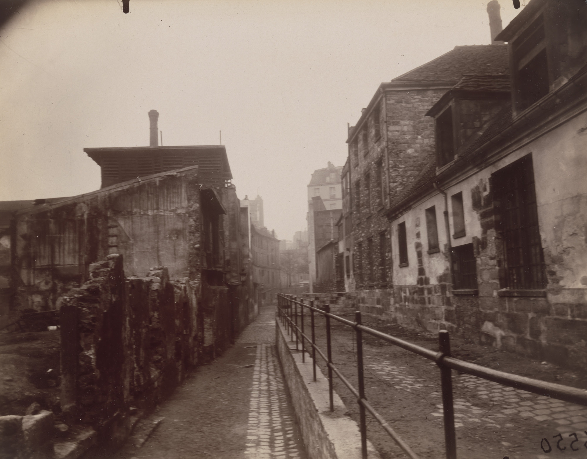 Eugène Atget. Ruelle des Gobelins