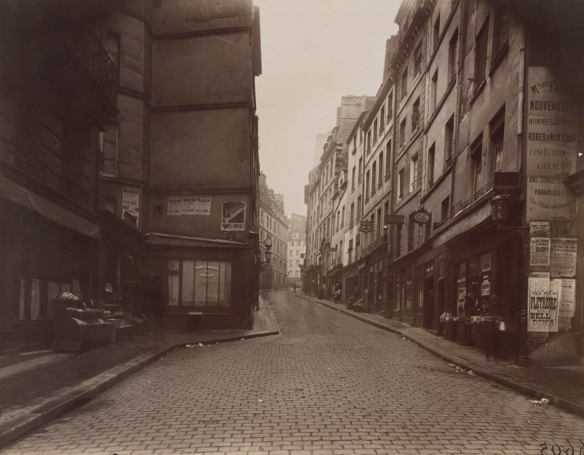 Eugène Atget. Rue de la Montagne-Sainte-Geneviève