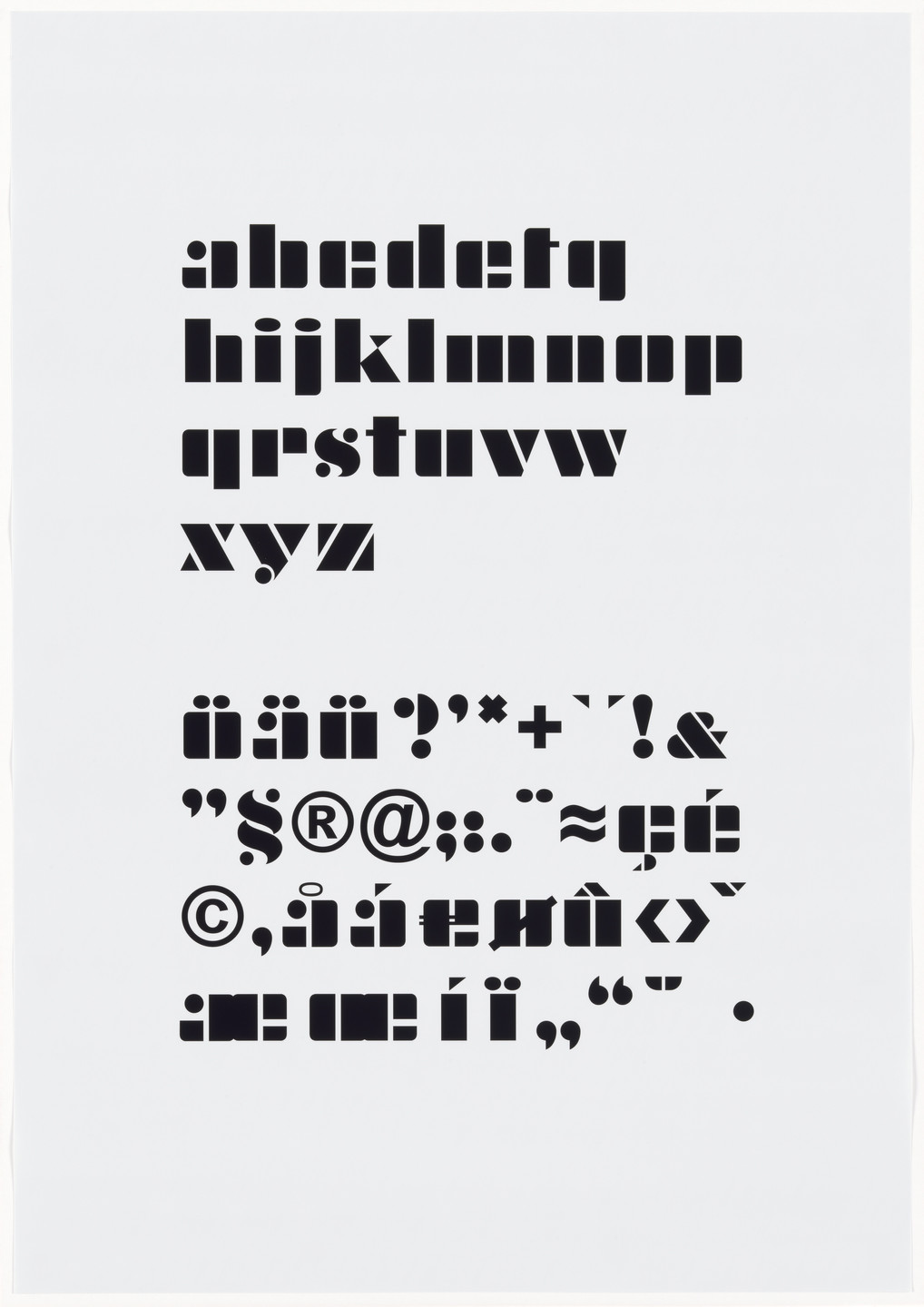 Dorit Margreiter. zentrum (typography). 2006