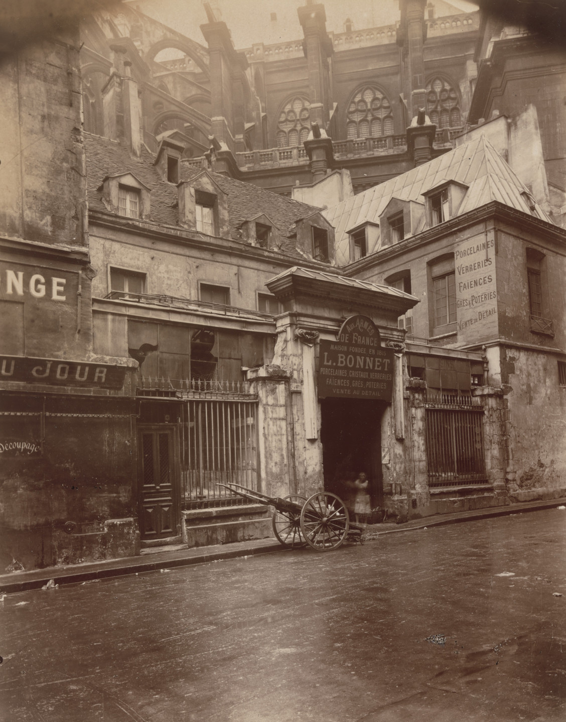 Eugène Atget. Rue du Jour. 1925