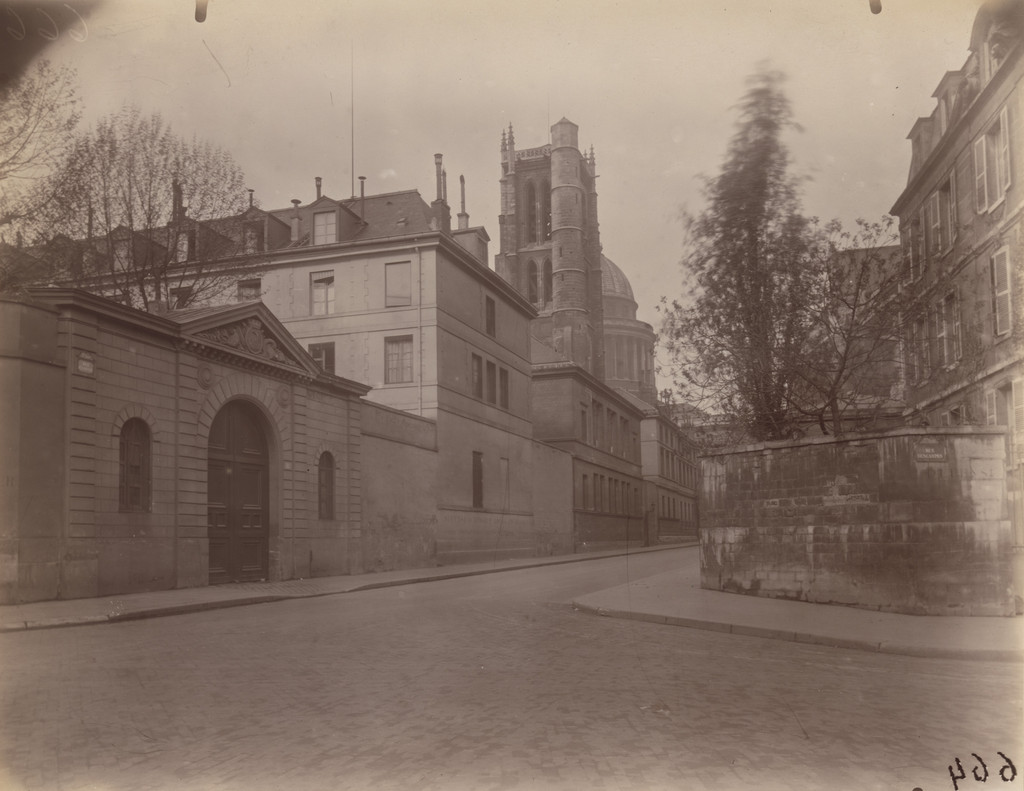Rues Clovis et Descartes