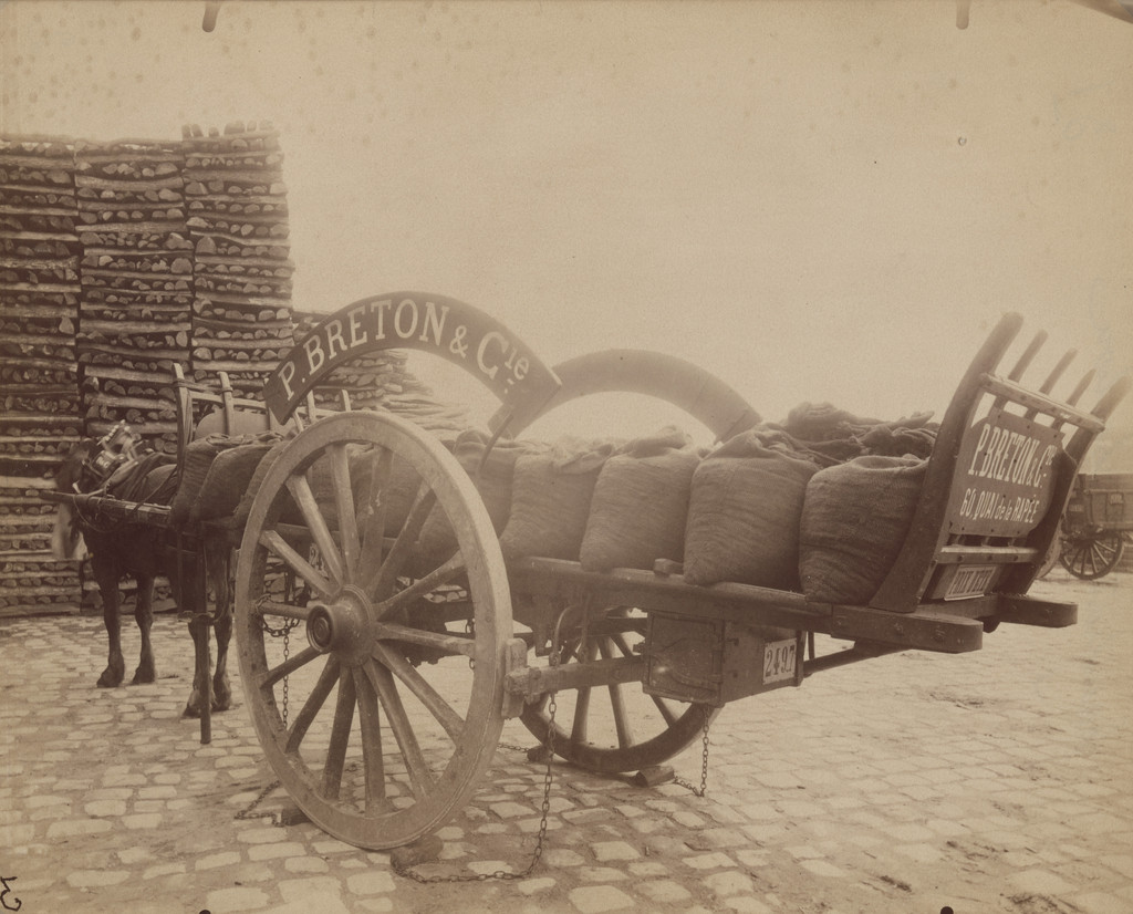 Transport de Charbon, Eugène Atget, 1910, Albumen silver print