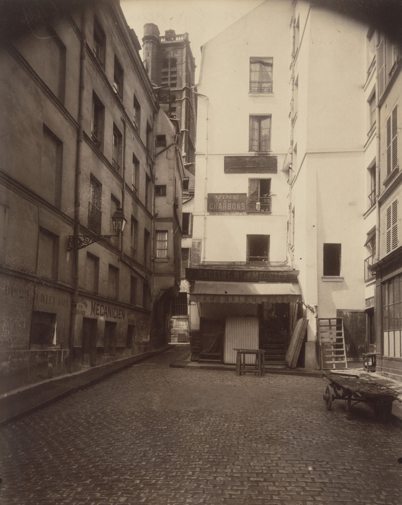 Rue Grenier-sur-l'Eau