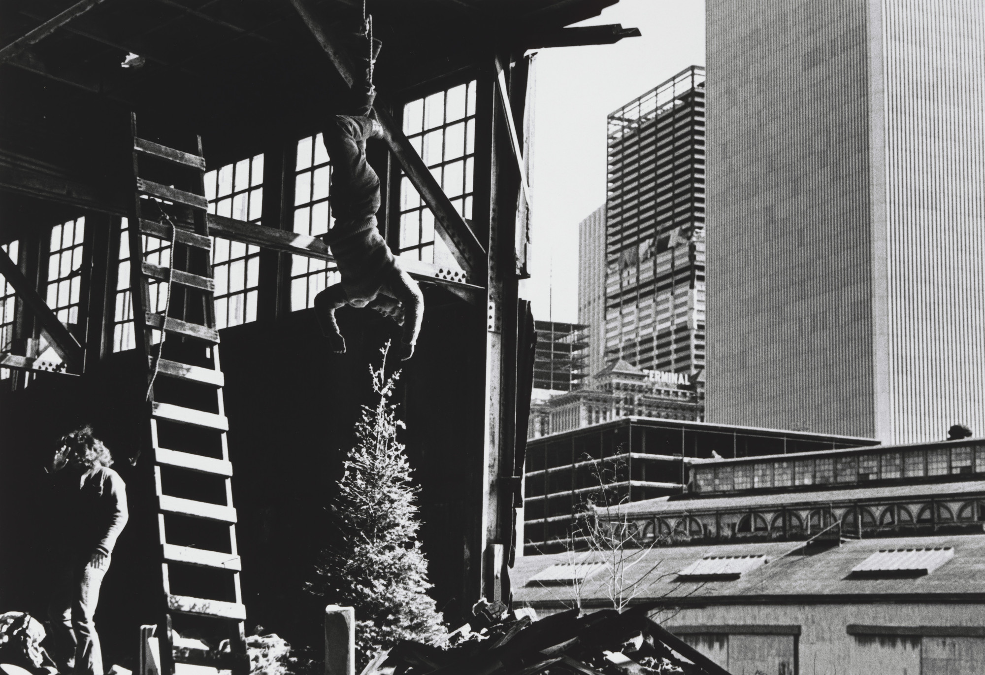 Gordon Matta-Clark, Harry Shunk, János Kender. Parked Island Barges on the Hudson. 1971