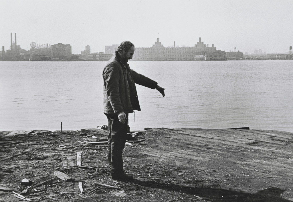 3 Configurations in Anticipation of the Equinox Sunset