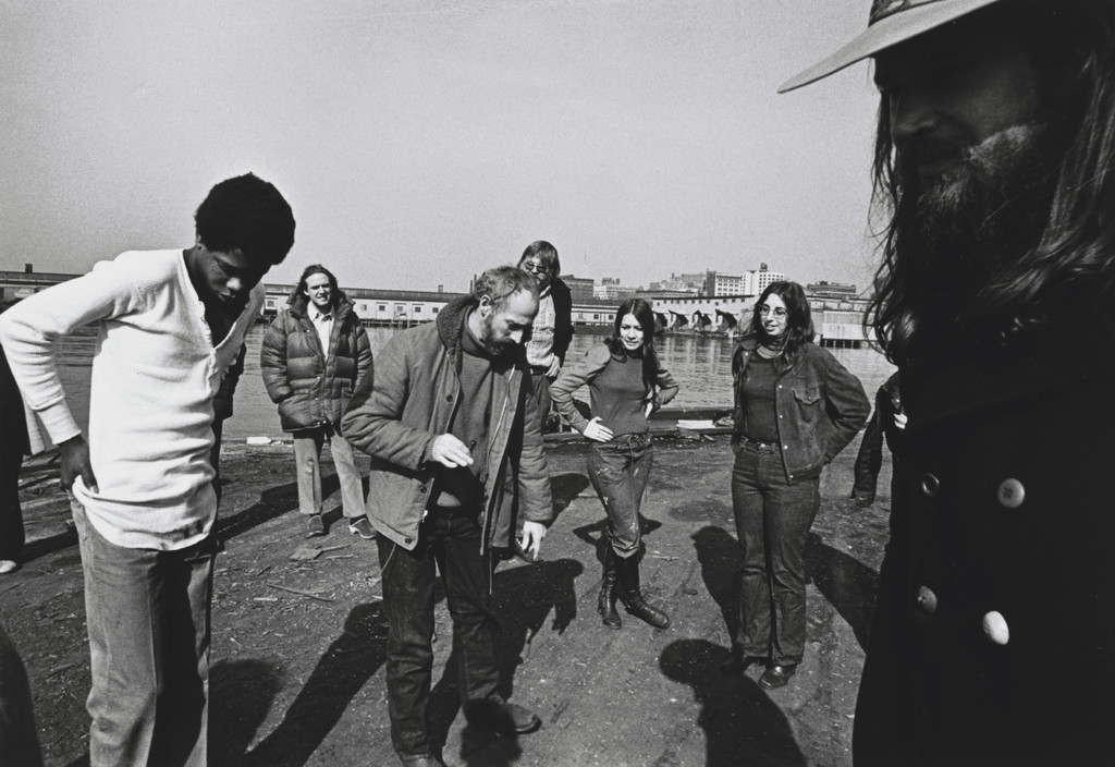 3 Configurations in Anticipation of the Equinox Sunset