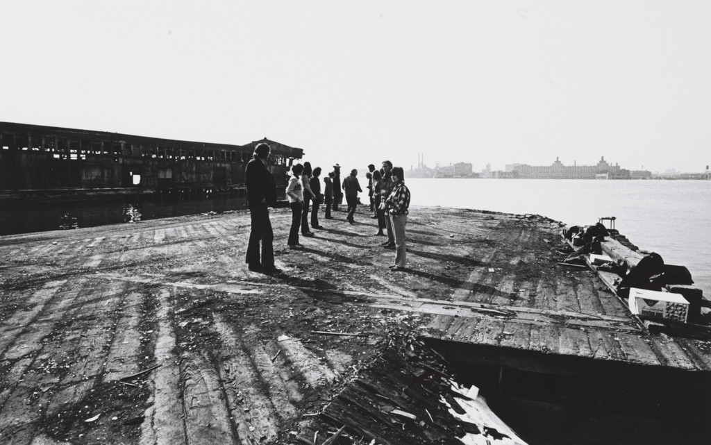 3 Configurations in Anticipation of the Equinox Sunset