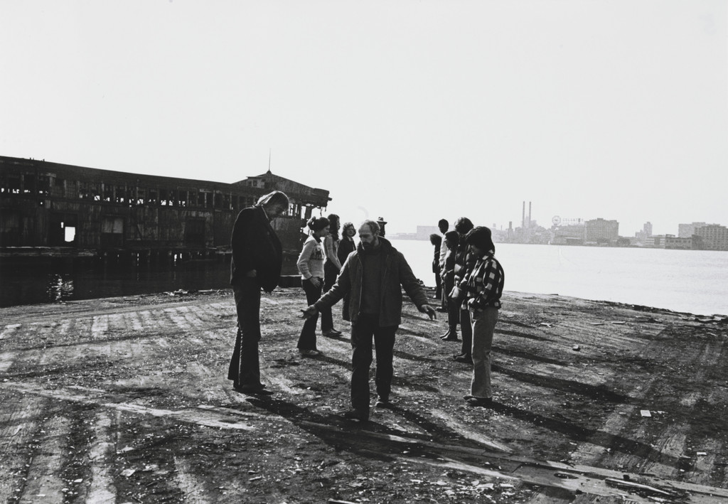 3 Configurations in Anticipation of the Equinox Sunset