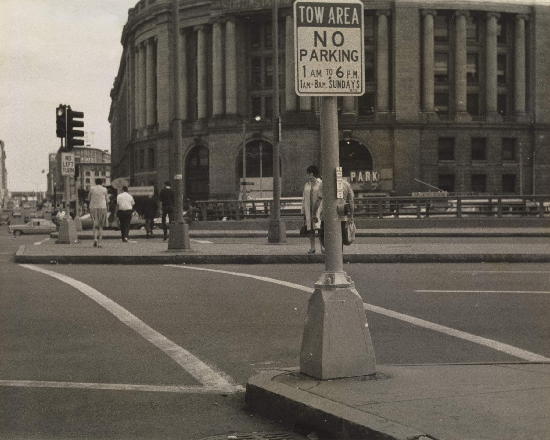 Douglas Huebler. Boston - New York Exchange Shape. 1968