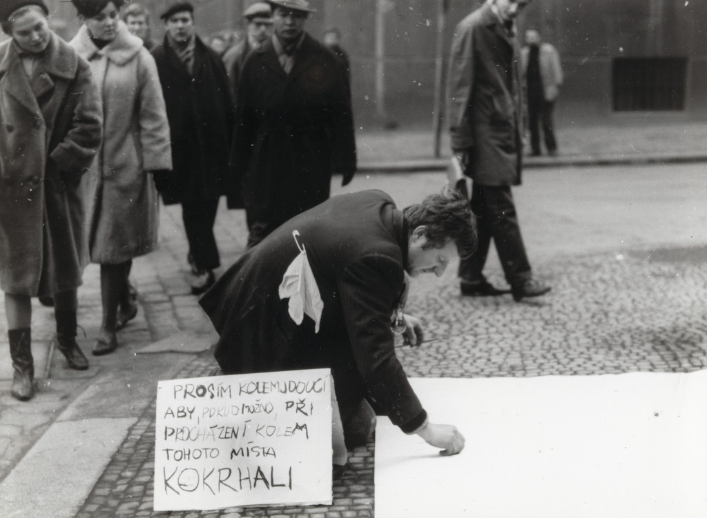 Demonstration of Oneself from Performance Files