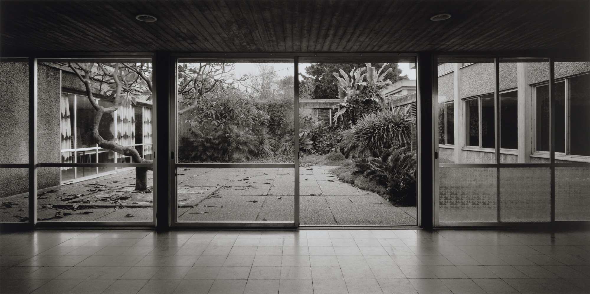 Gabriele Basilico, Munio Gitai Weinraub. Kibbutz Kfar Masaryk. 1994