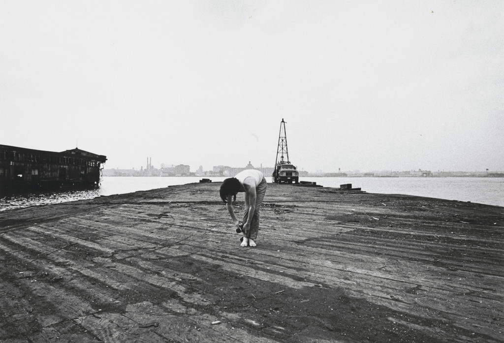 Dan Graham–Pier 18