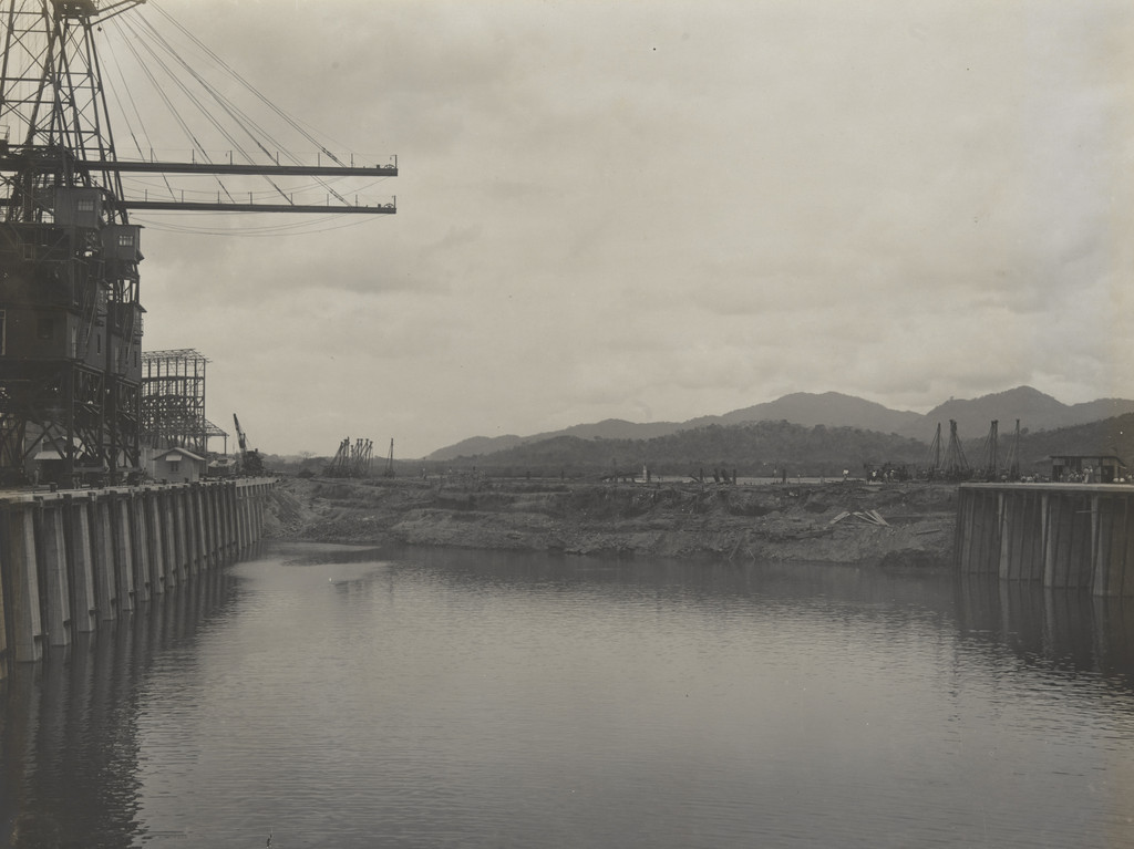 Balboa Terminals, Entrance Basin to Dry Dock #1 Showing Protection Dike before the blast