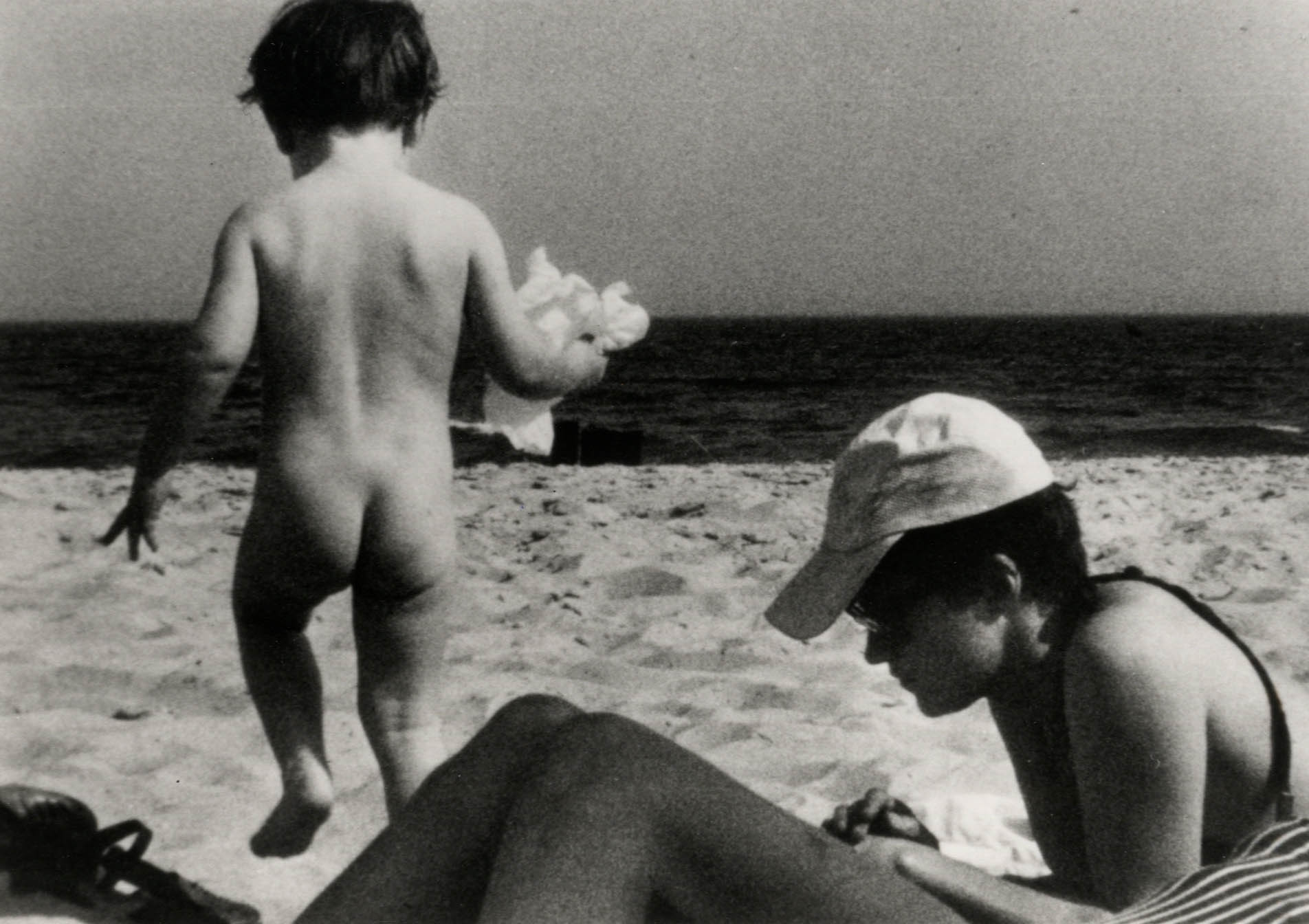 Su Friedrich. Sink or Swim. 1990