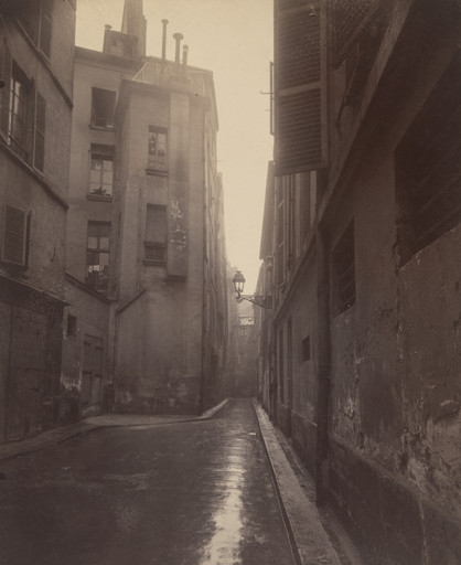 Eugène Atget. La Rue de Nevers. Mars 1924