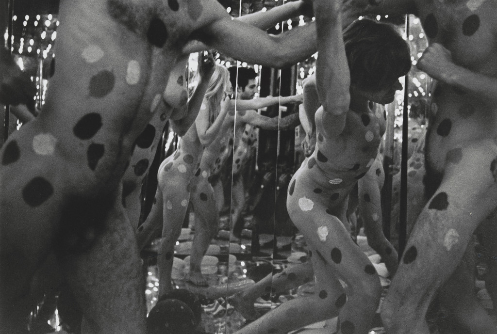 Mirror Performance, New York