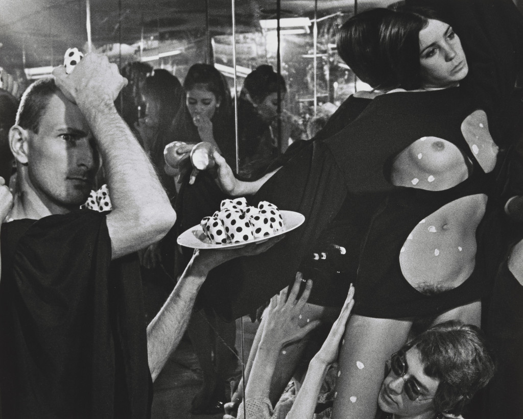 Mirror Performance, New York