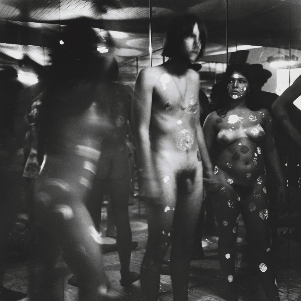 Mirror Performance, New York