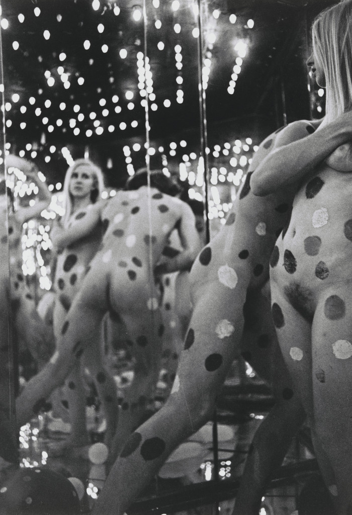 Mirror Performance, New York