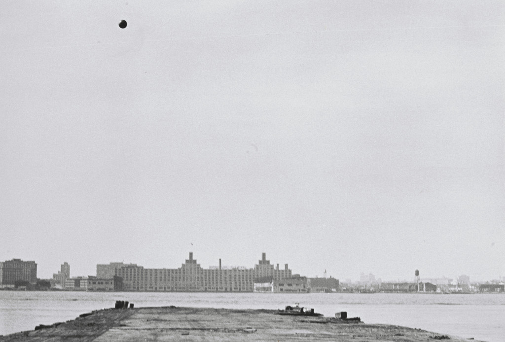 Centering Bouncing Ball