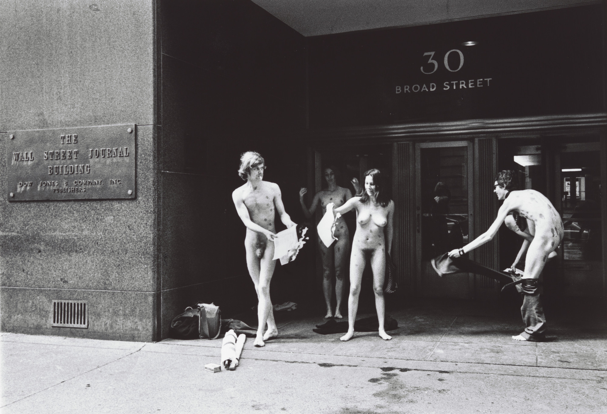 Yayoi Kusama, Harry Shunk, János Kender. The Anatomic Explosion, New York. 1968