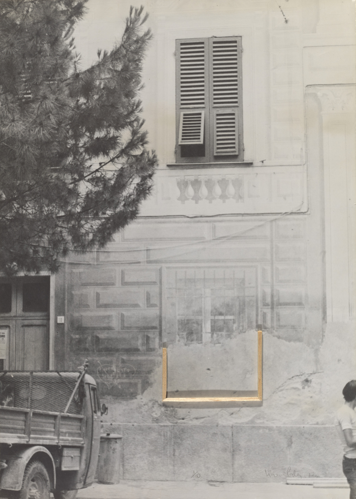 Liliana Porter. Lucca 10 (Reconstruction)