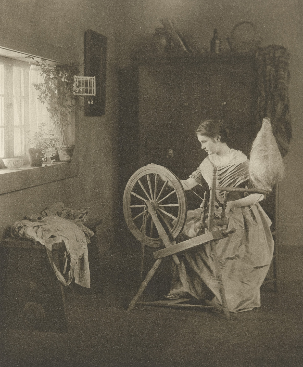Emilie V. Clarkson. Spinning. 1901