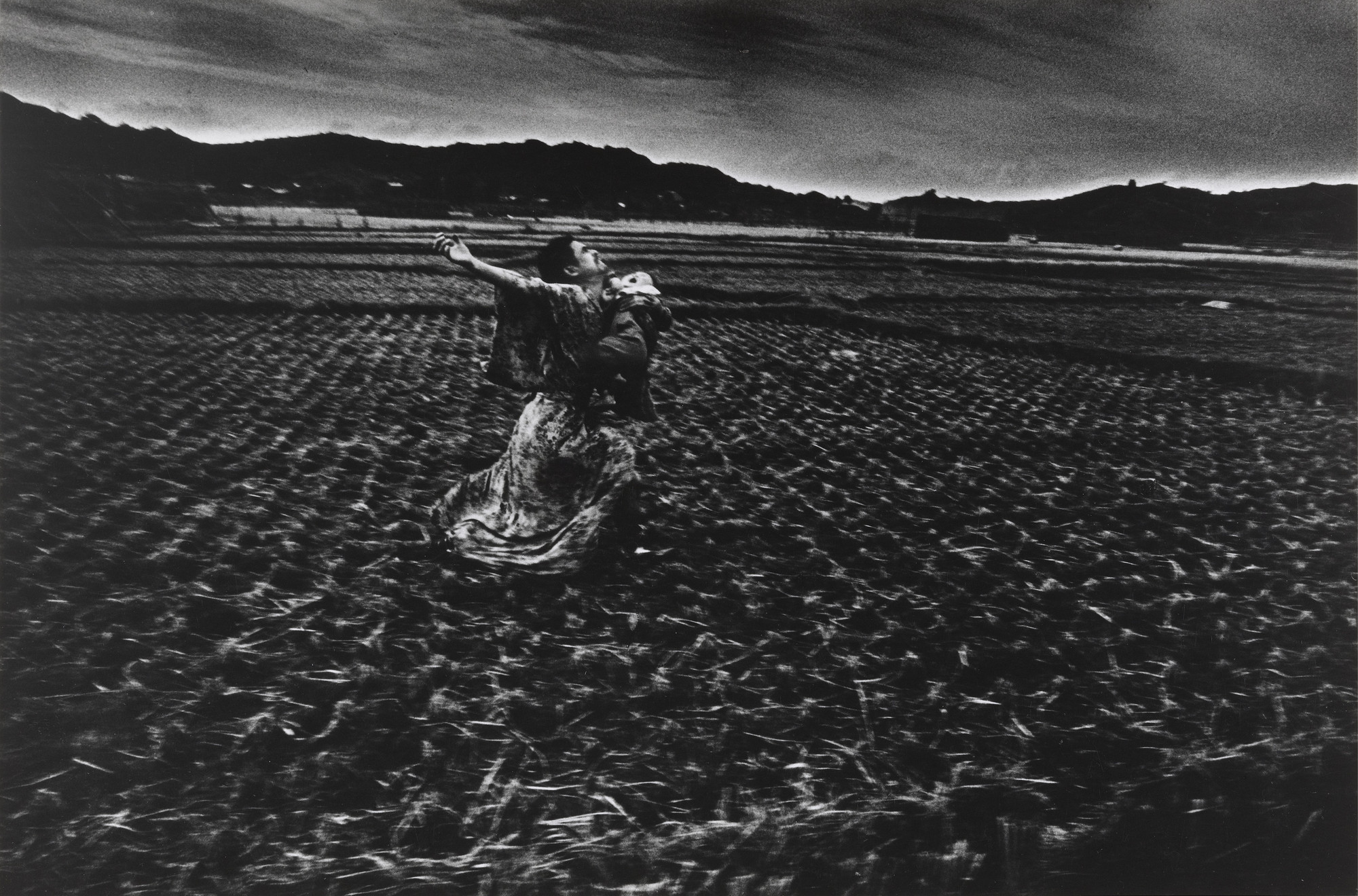 Eikoh Hosoe. Kamaitachi
