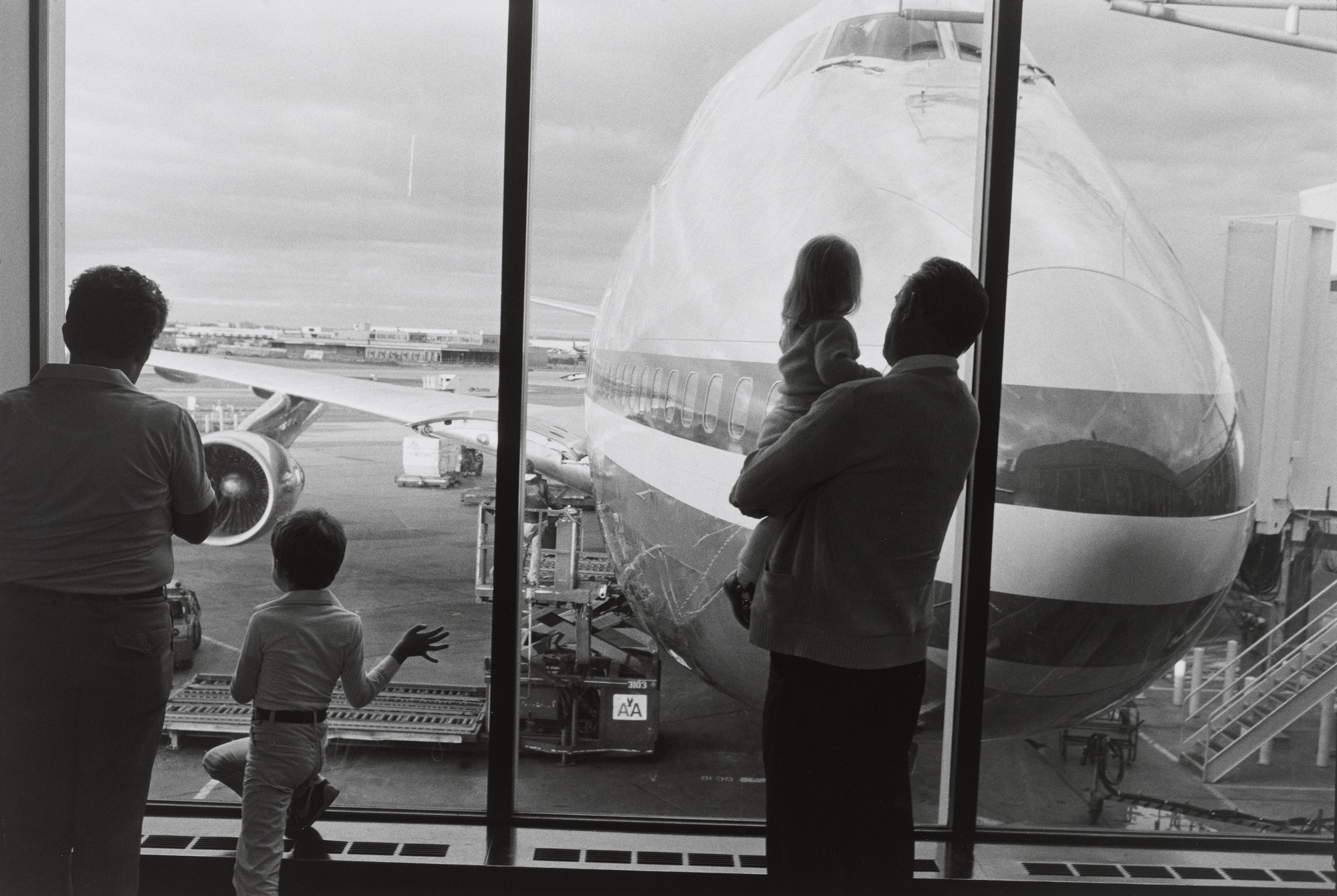 Garry Winogrand. Los Angeles Airport