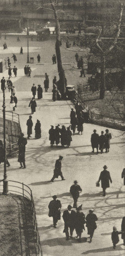Paul Strand. City Hall Park, New York. 1915