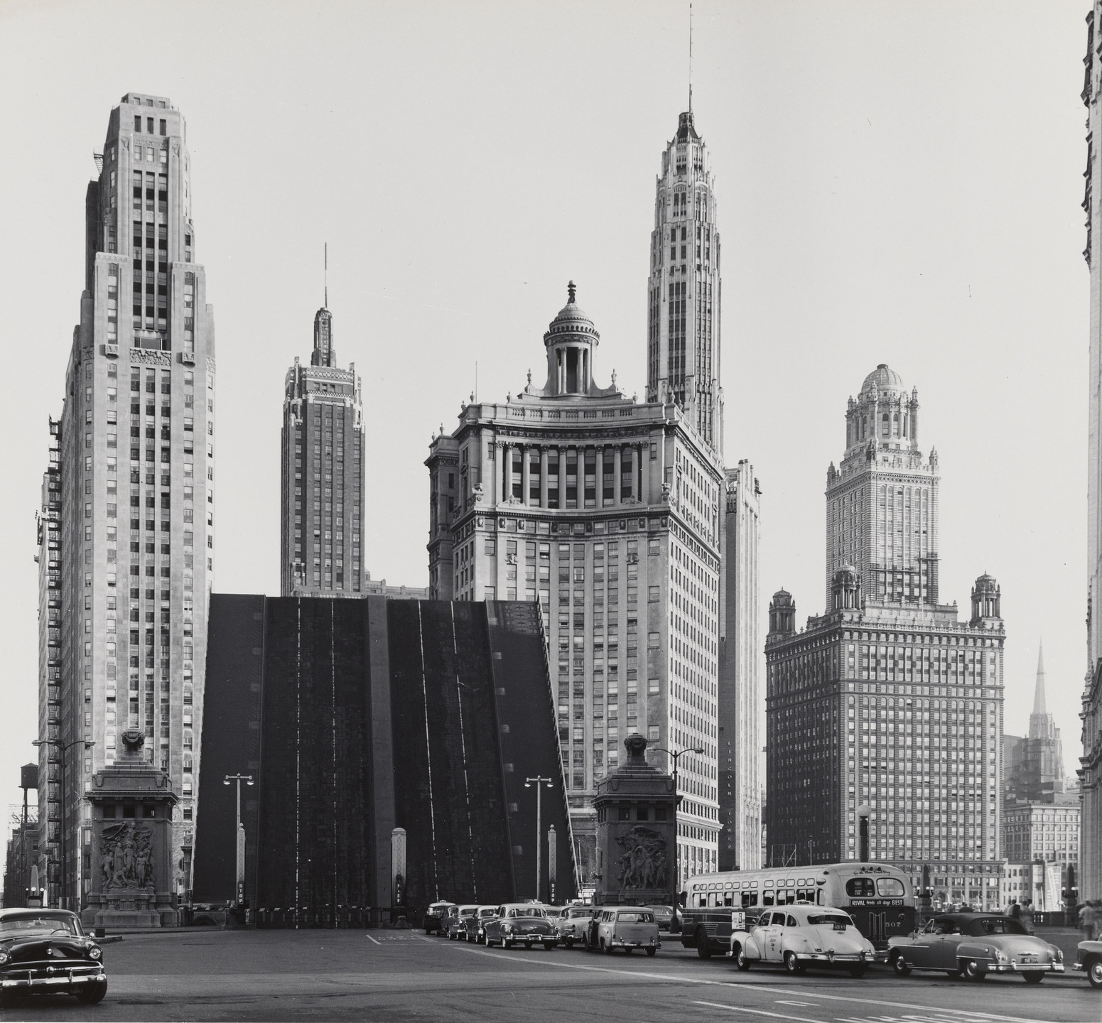 John Szarkowski. Toward the Loop from North Michigan. 1954