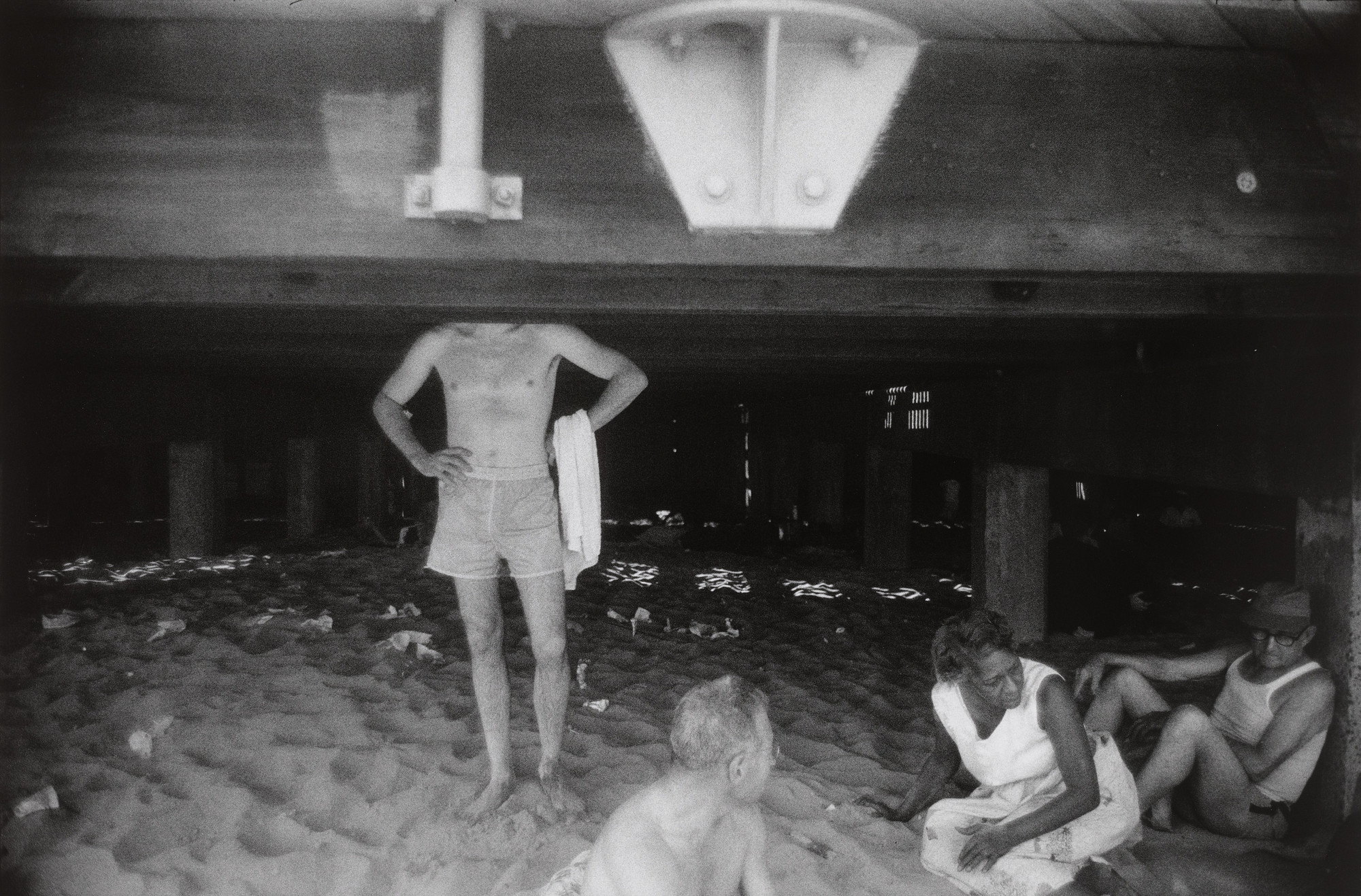 Garry Winogrand. Coney Island, New York. 1952
