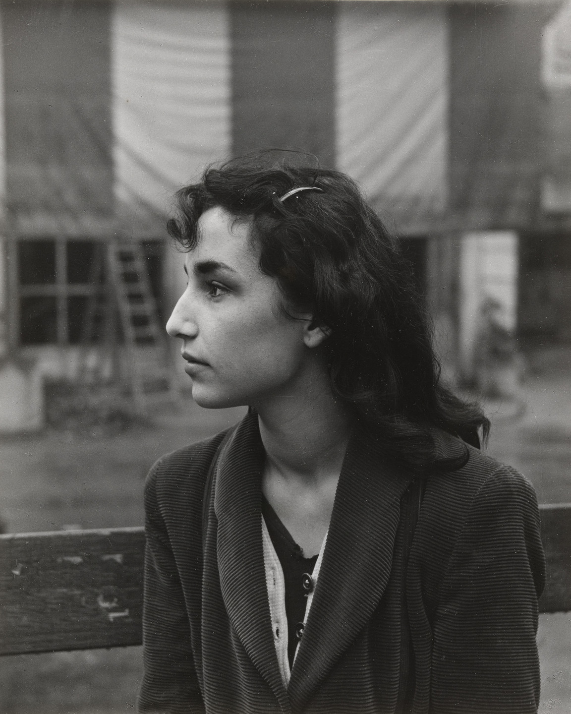 Emmy Andriesse. Meisje in Arles. c. 1950