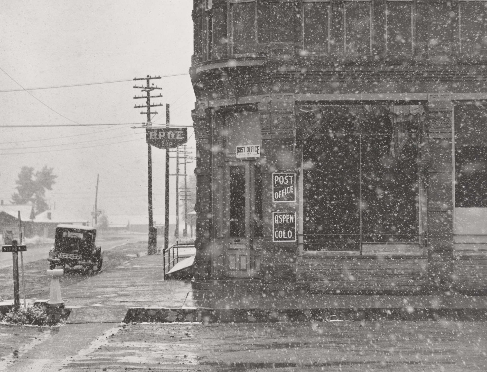 Marion Post Wolcott. Post Office, Aspen, Colorado