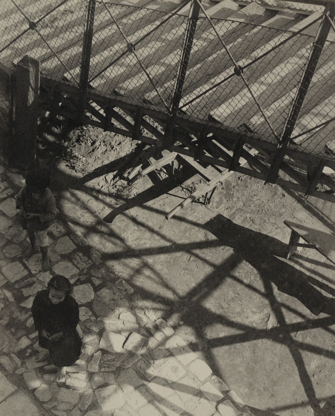 Imre Kinszki. Untitled. c. 1930