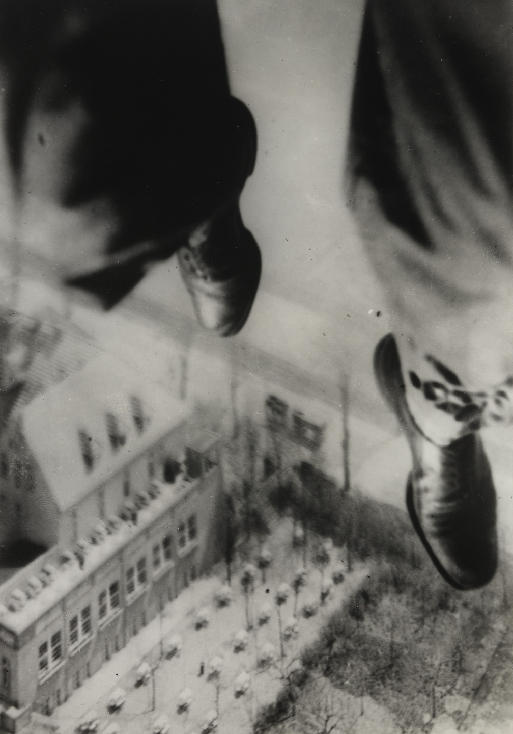 Willi Ruge. Seconds before Landing, Seconds before Landing from the series I Photograph Myself during a Parachute Jump (Ich fotografiere mich beim Absturz mit dem Fallschirm) (Sekunden vor der Landung). 1931