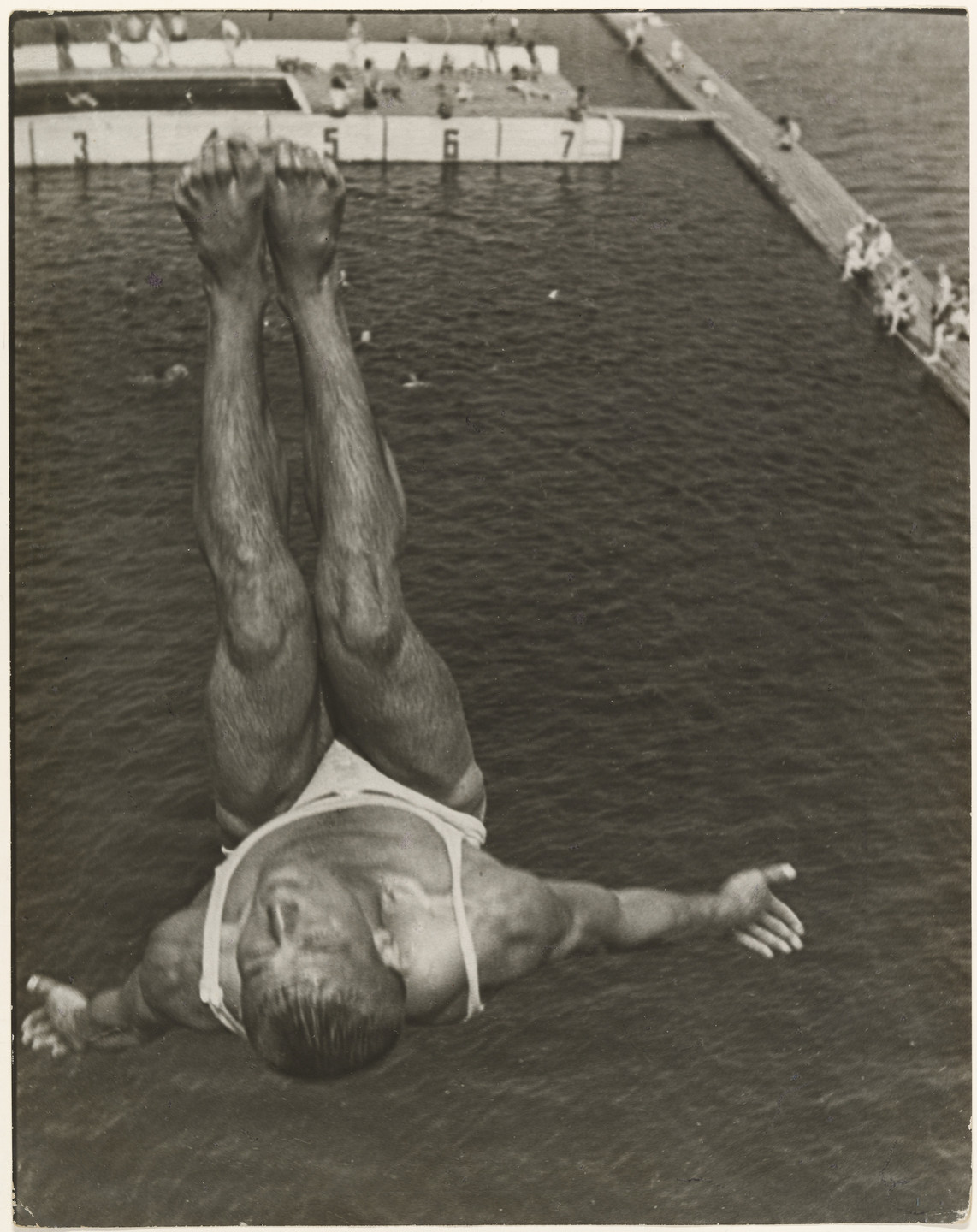 Aleksandr Rodchenko. Dive. 1934