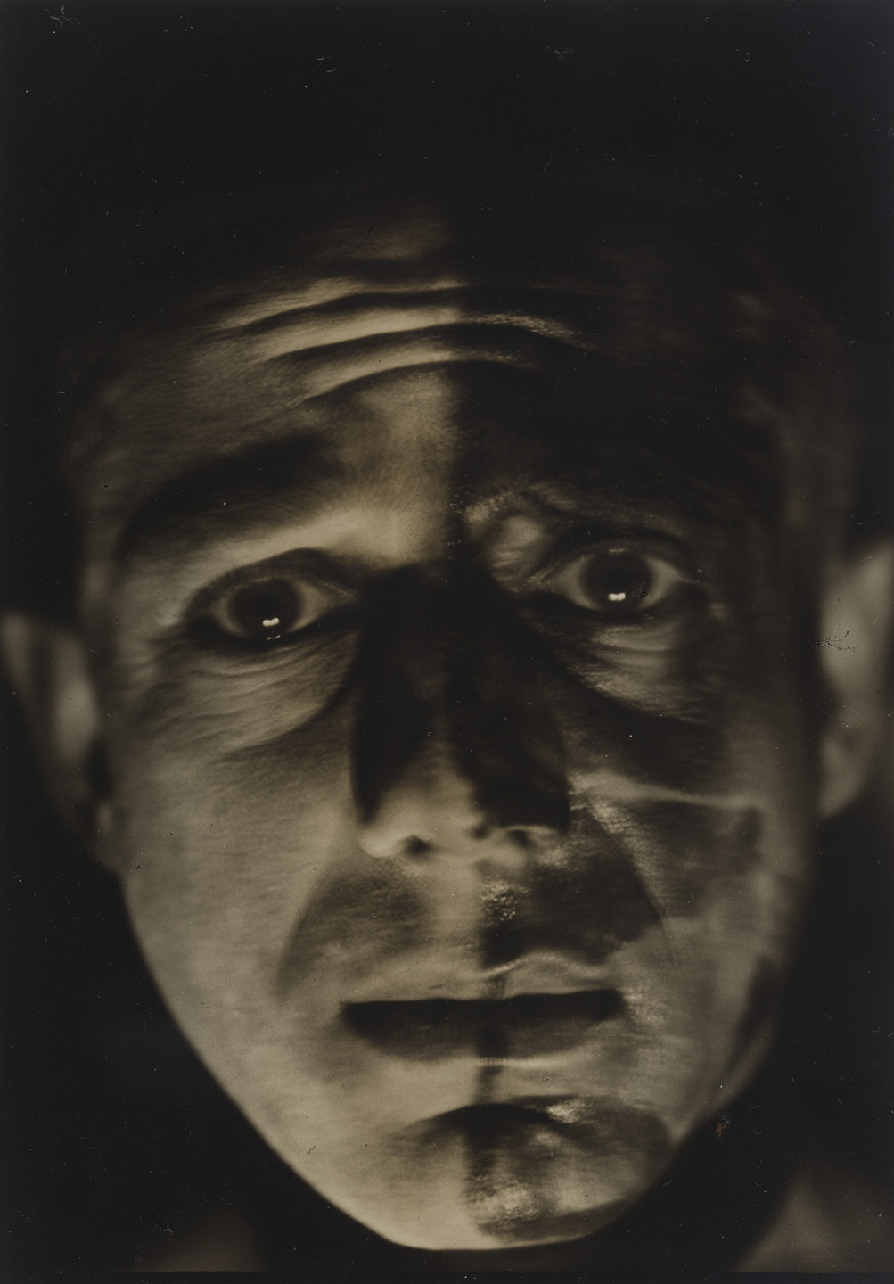 Umbo (Otto Umbehr). Warriorlike Face. 1926–27
