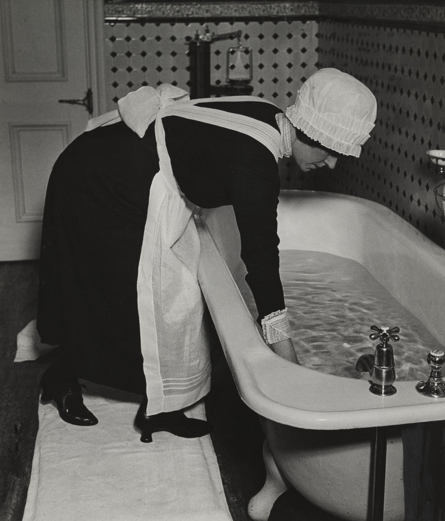 Parlourmaid Preparing a Bath before Dinner