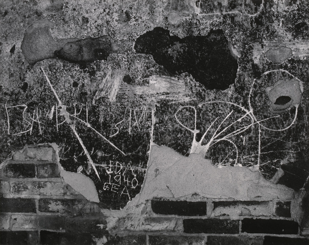 Wall Scrawls, Hornitos