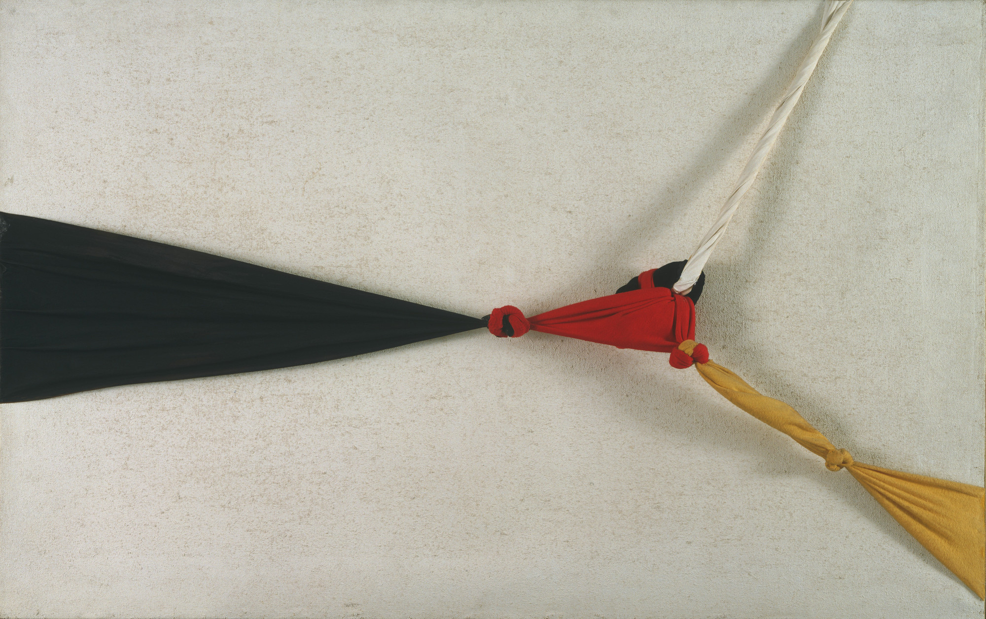 Jorge Eielson. White Quipus. 1964