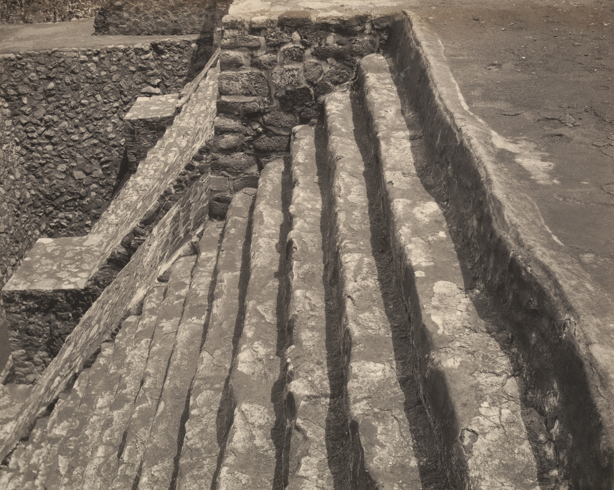 Edward Weston. Pirámide de Cuernavaca
