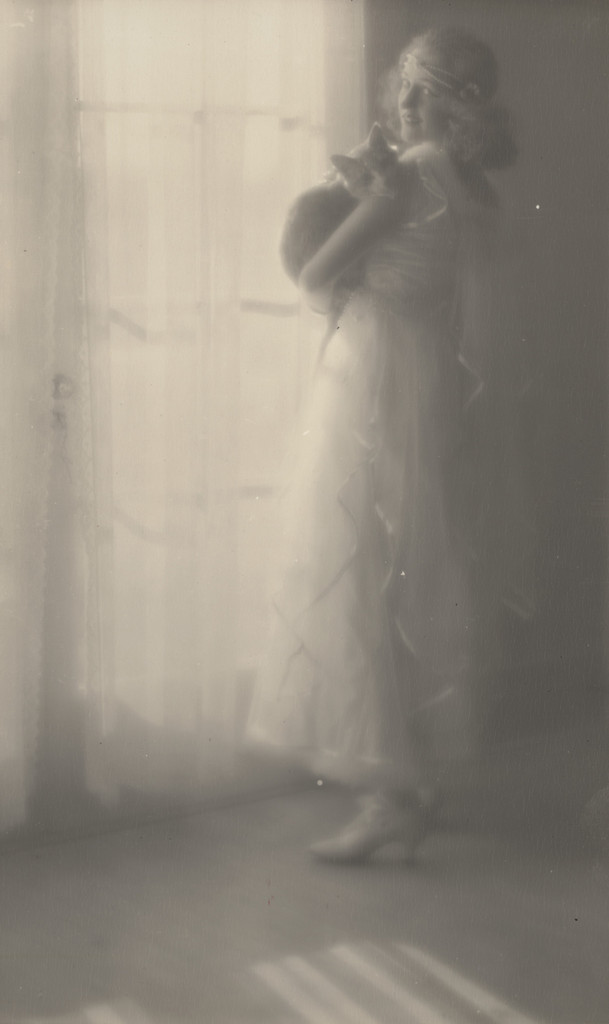 Violet Romer, Edward Weston, c. 1917