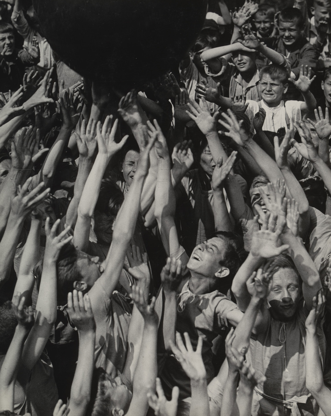 Martin Munkacsi. Vacation Fun. 1929 | MoMA