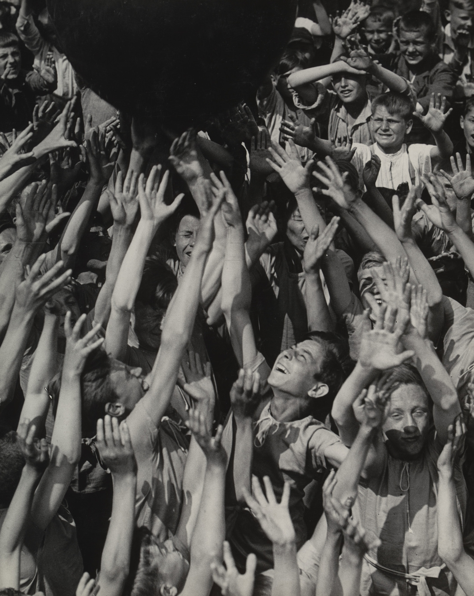 Martin Munkacsi. Vacation Fun. 1929 | MoMA
