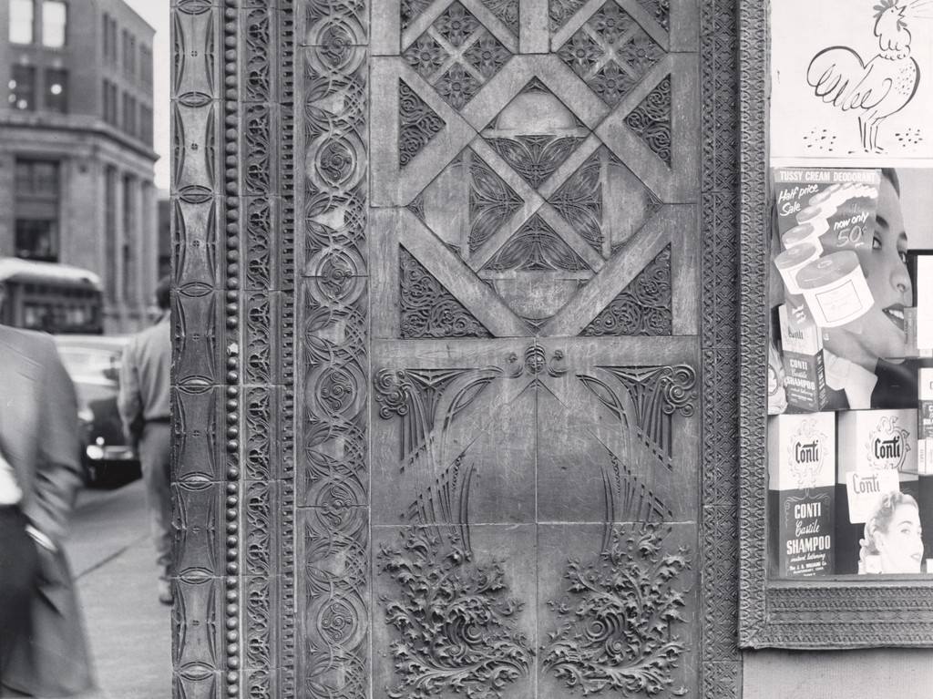 Guaranty (Prudential) Building, Buffalo, Corner Column