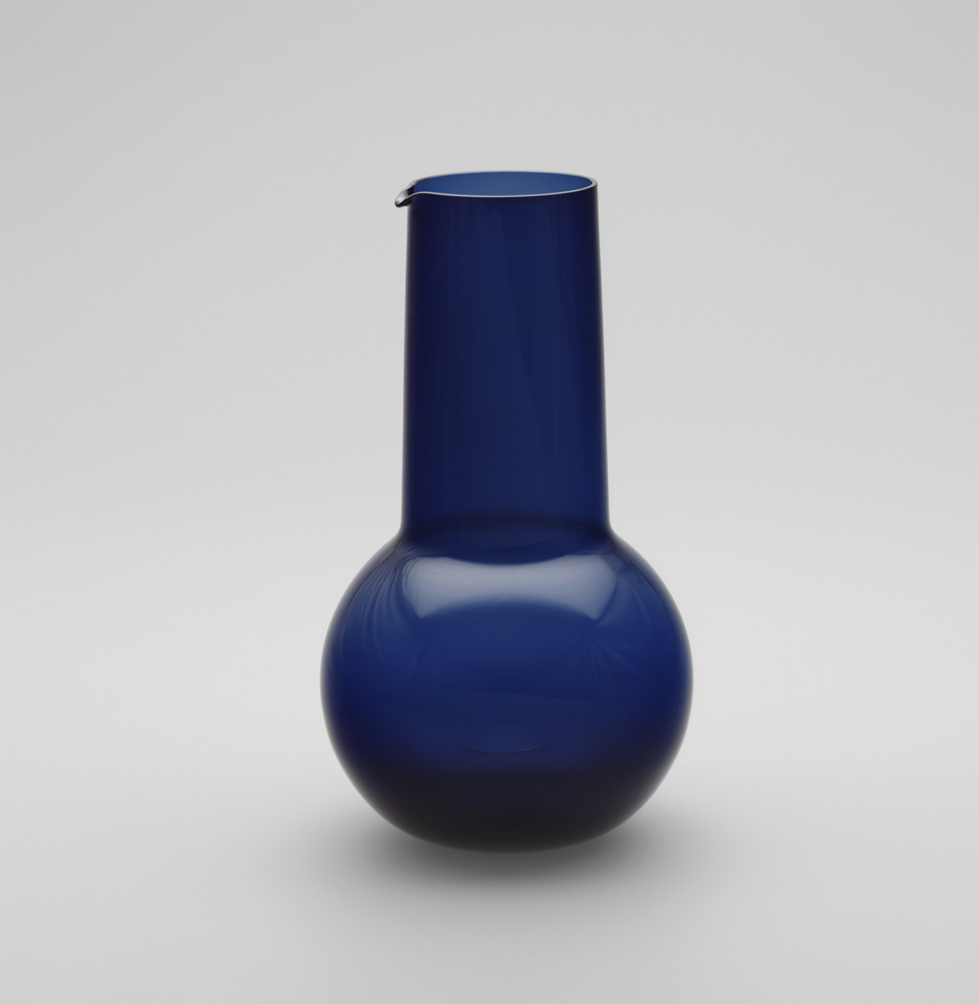 Kaj Franck. Pitcher 1621-100cl. c. 1953