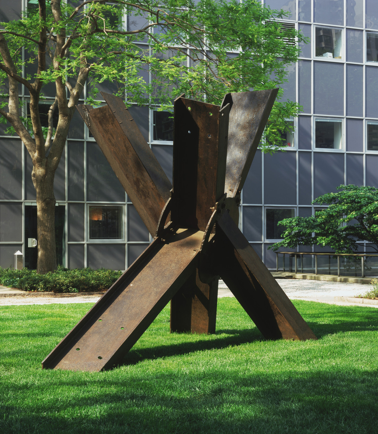 Mark di Suvero. For Roebling. 1971