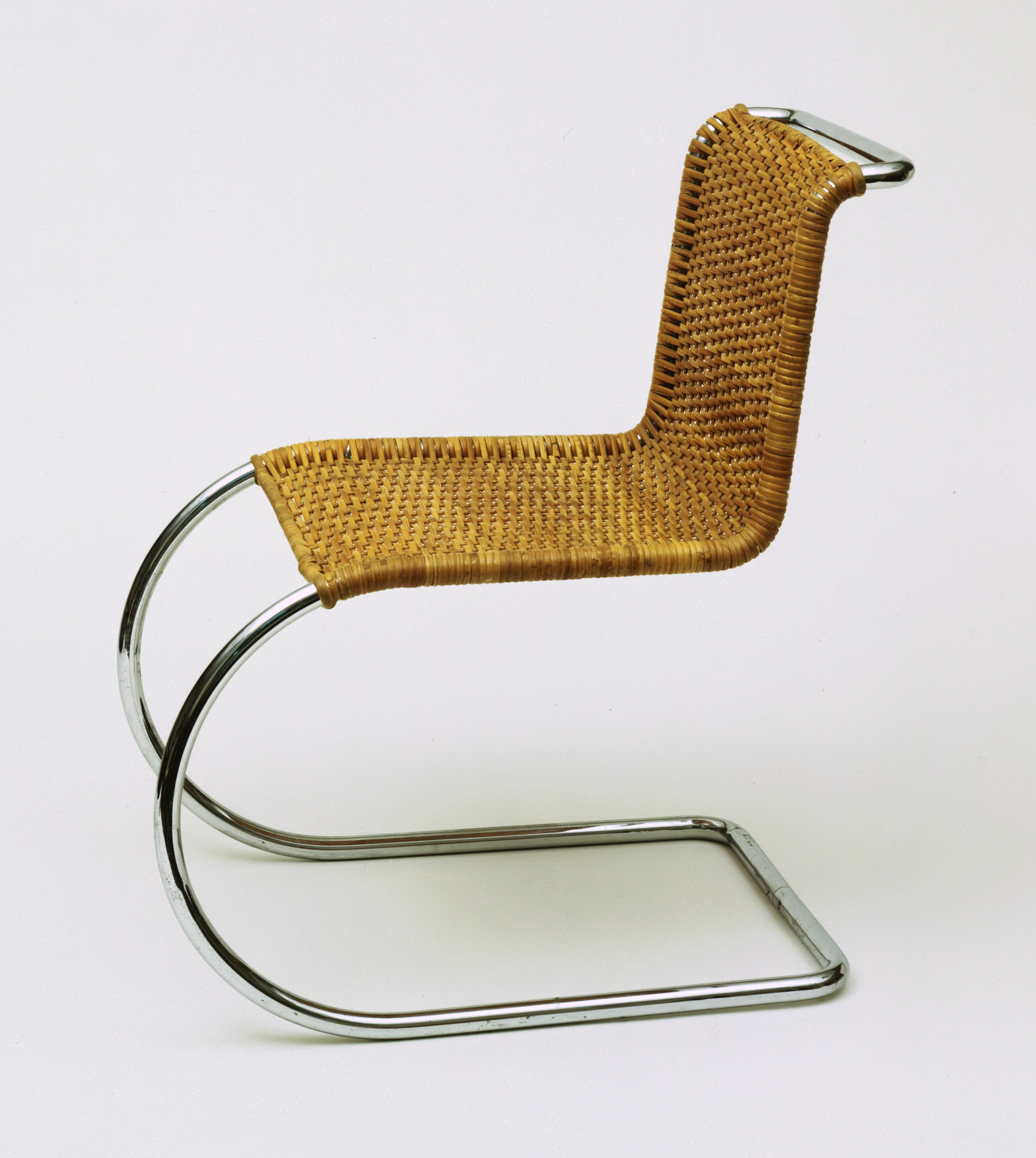 Ludwig Mies van der Rohe. MR Side Chair